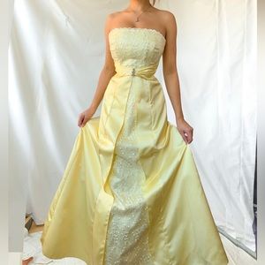 Vintage yellow y2k glitter strapless prom dress ballgown